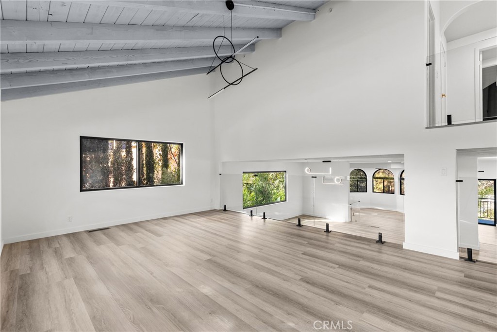 106 Buckskin Property Photo 4