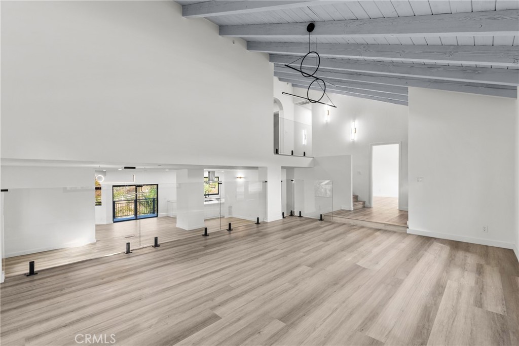 106 Buckskin Property Photo 5