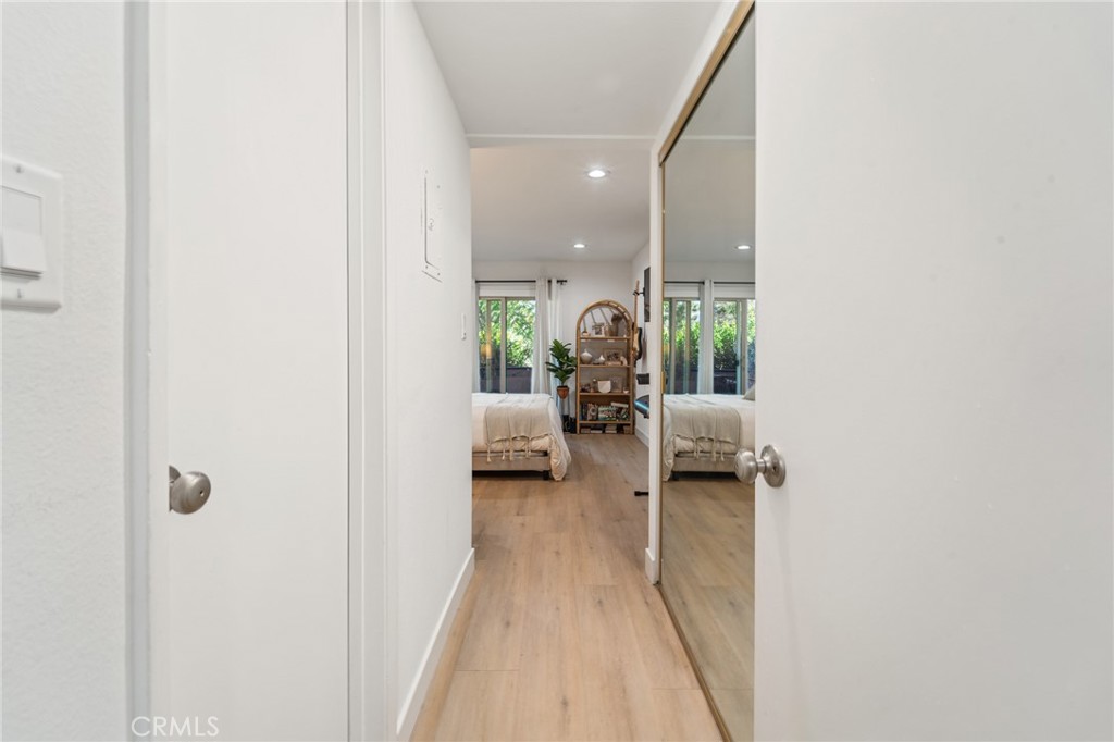 5440 Lindley 201 Property Photo 19