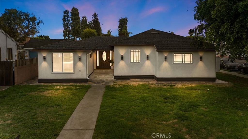 9246 Manzanar Property Photo 4