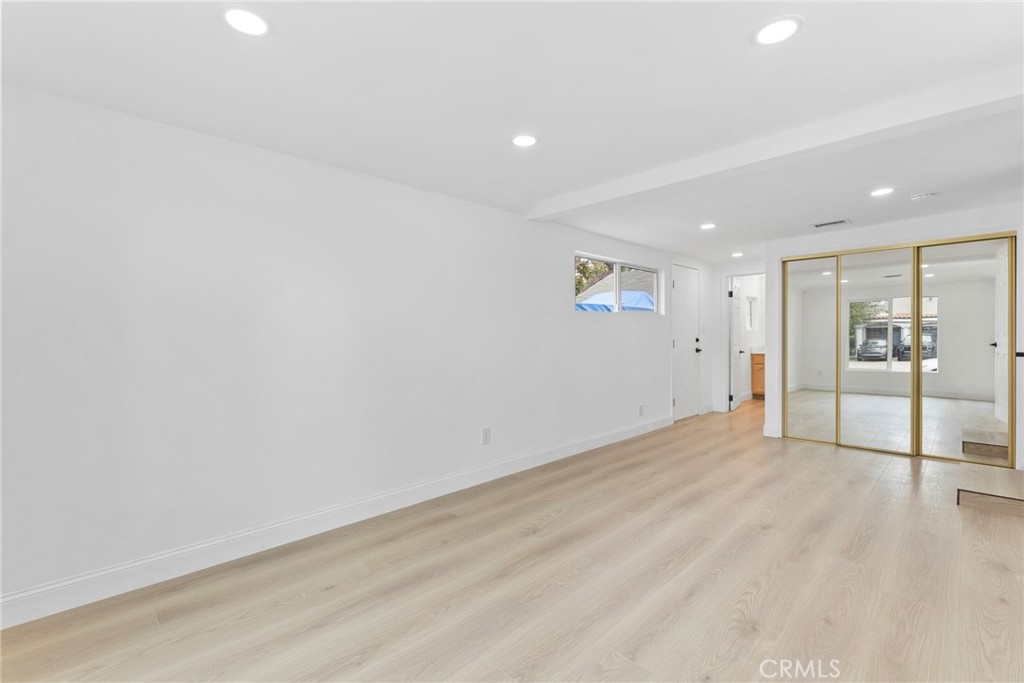 9246 Manzanar Property Photo 28