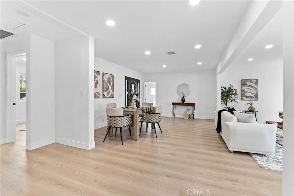 9246 Manzanar Property Photo 35