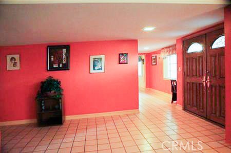 17033 Rayen Property Photo 6