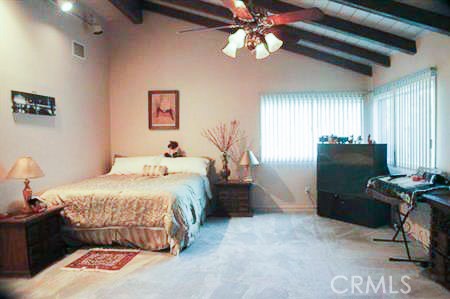 17033 Rayen Property Photo 8