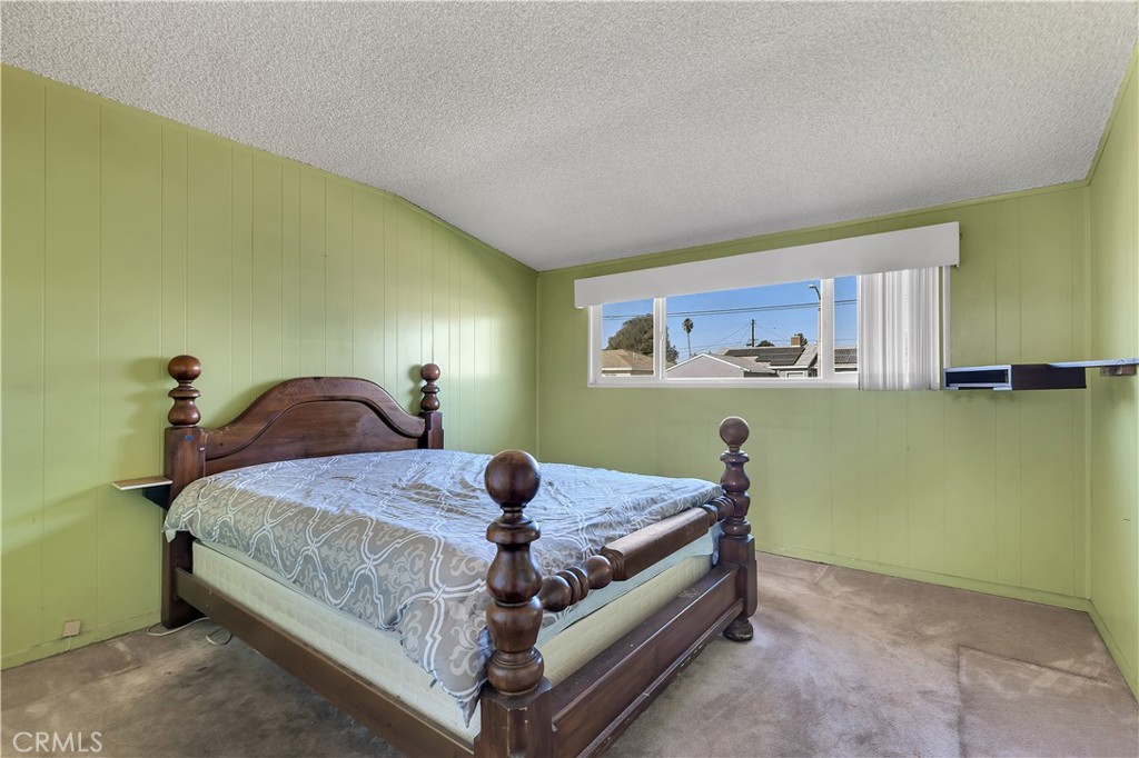 18600 S New Hampshire Property Photo 12