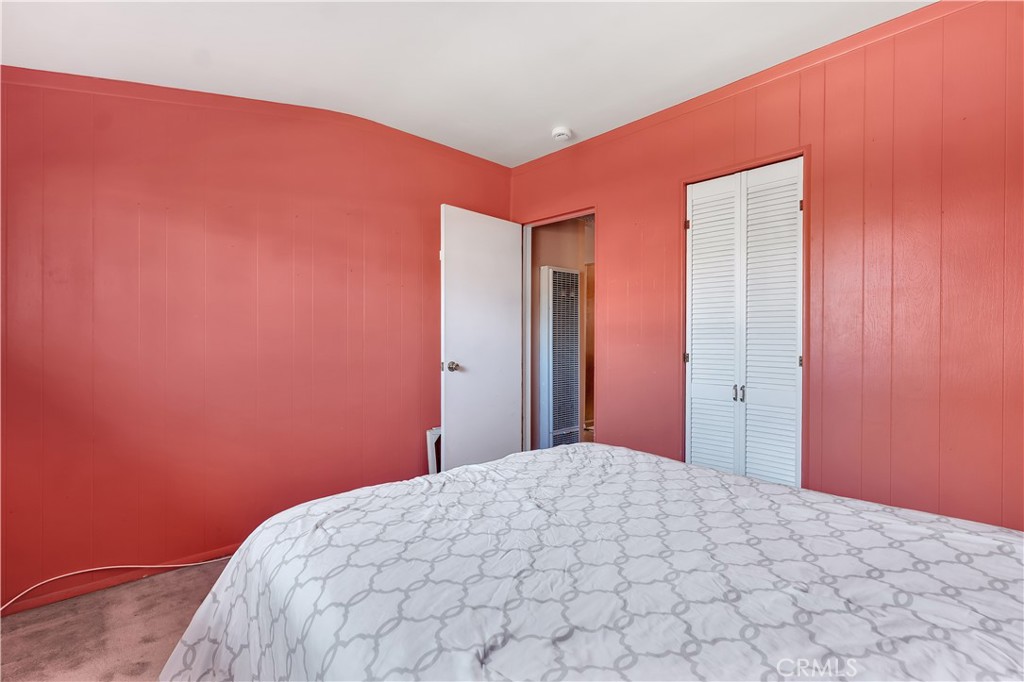 18600 S New Hampshire Property Photo 16