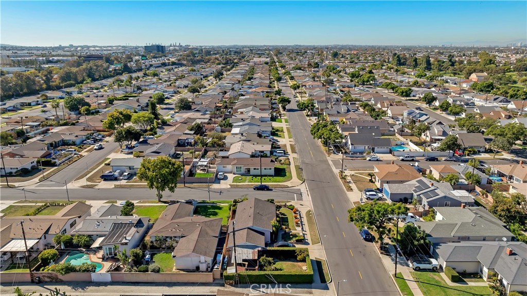 18600 S New Hampshire Property Photo 22