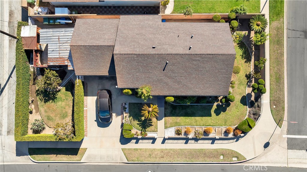 18600 S New Hampshire Property Photo 23