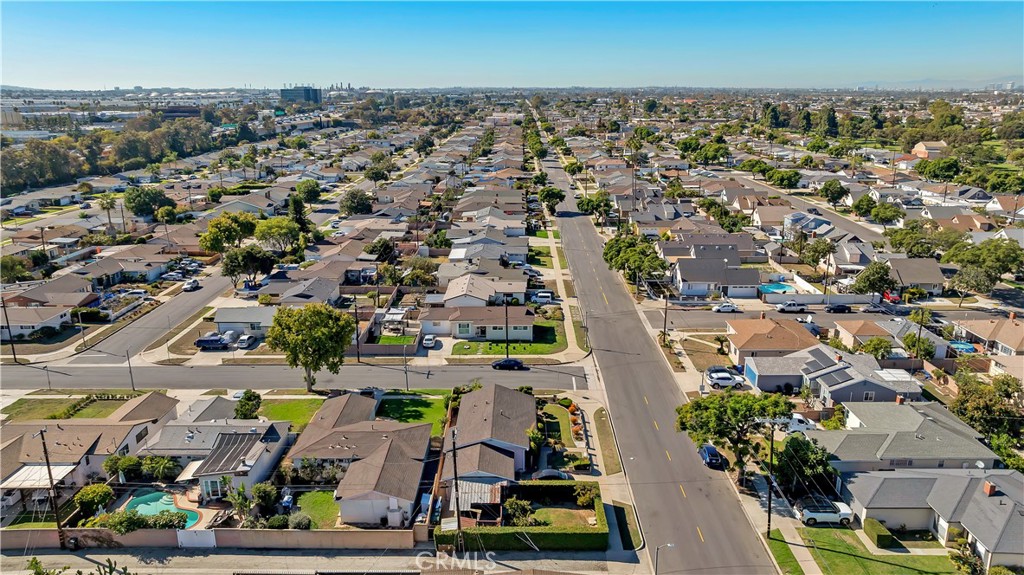18600 S New Hampshire Property Photo 26