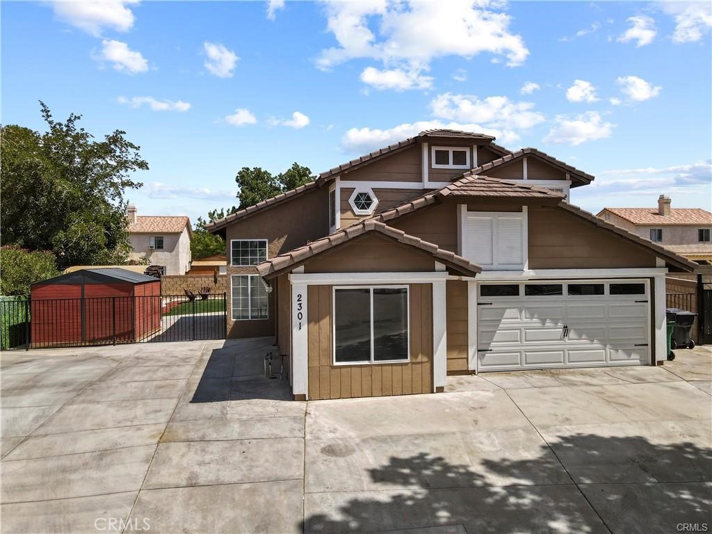 2301 Tucson Property Photo 1