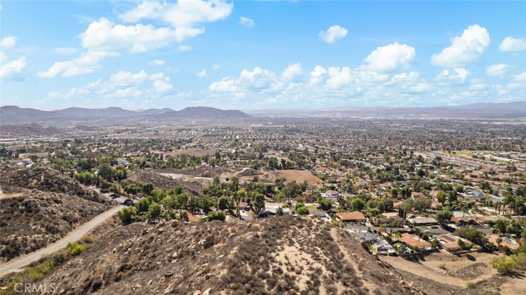 0 Apn 474-341-005 Property Photo 28