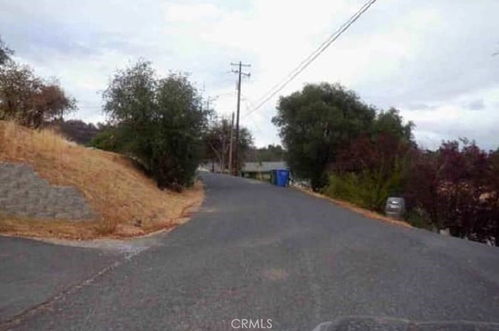 3735 Juniper Property Photo 2