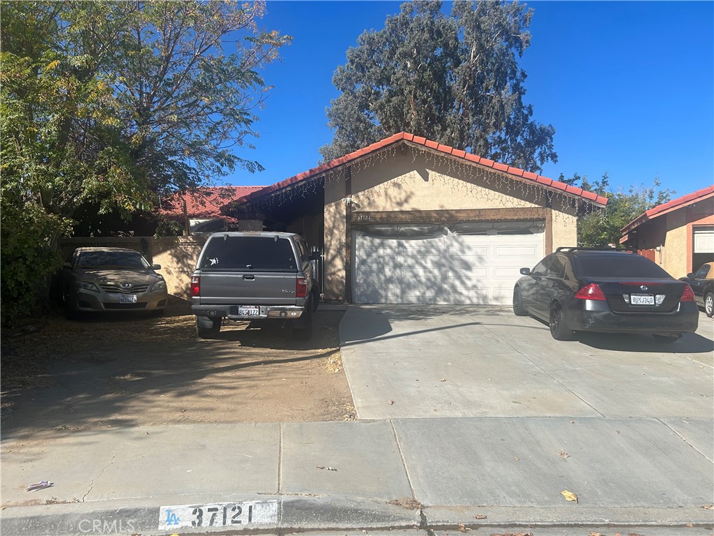 37121 Casa Grande Property Photo 1