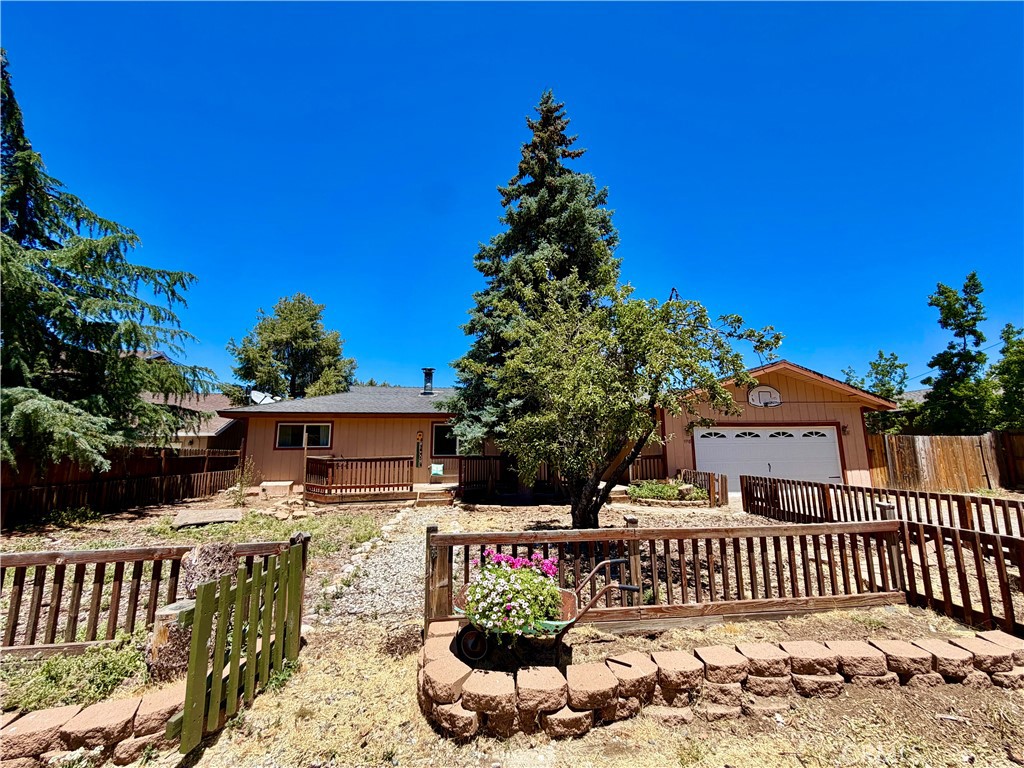 1118 Snowline Property Photo 1