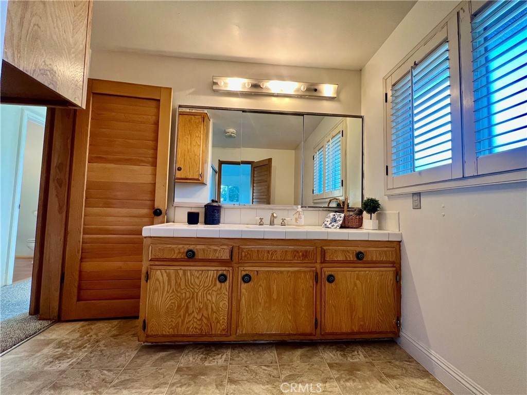 1118 Snowline Property Photo 9