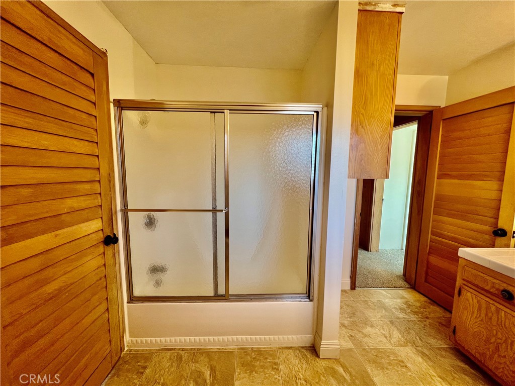 1118 Snowline Property Photo 10
