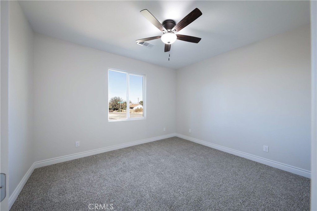 21724 Darrow Property Photo 12