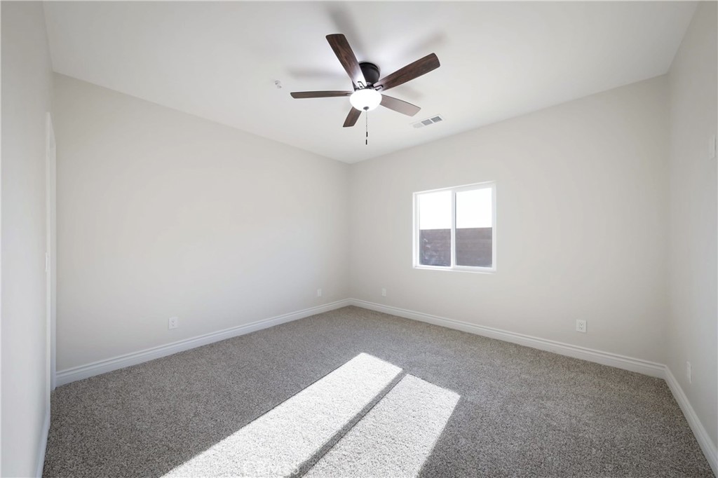21724 Darrow Property Photo 15