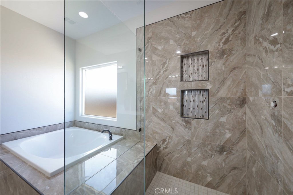 21724 Darrow Property Photo 29