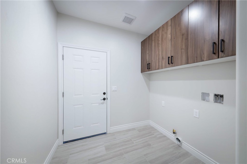 21724 Darrow Property Photo 31