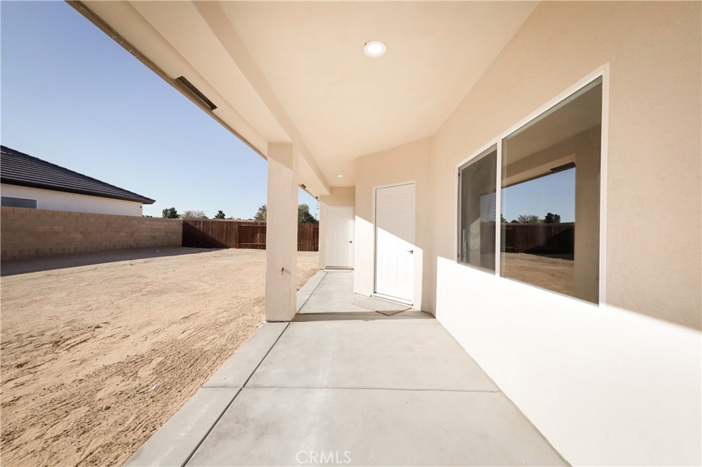 21724 Darrow Property Photo 32