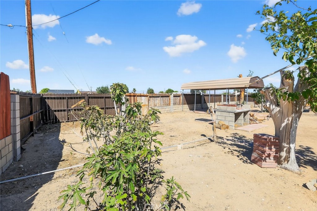 21101 Hacienda Boulevard Property Photo 6