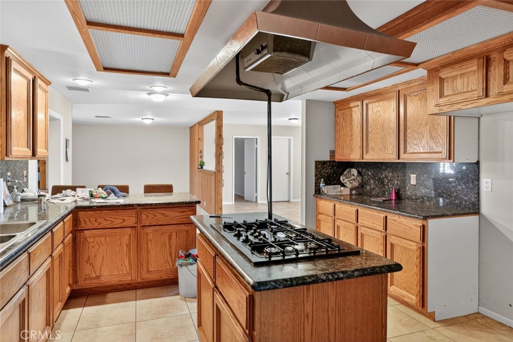21101 Hacienda Boulevard Property Photo 13