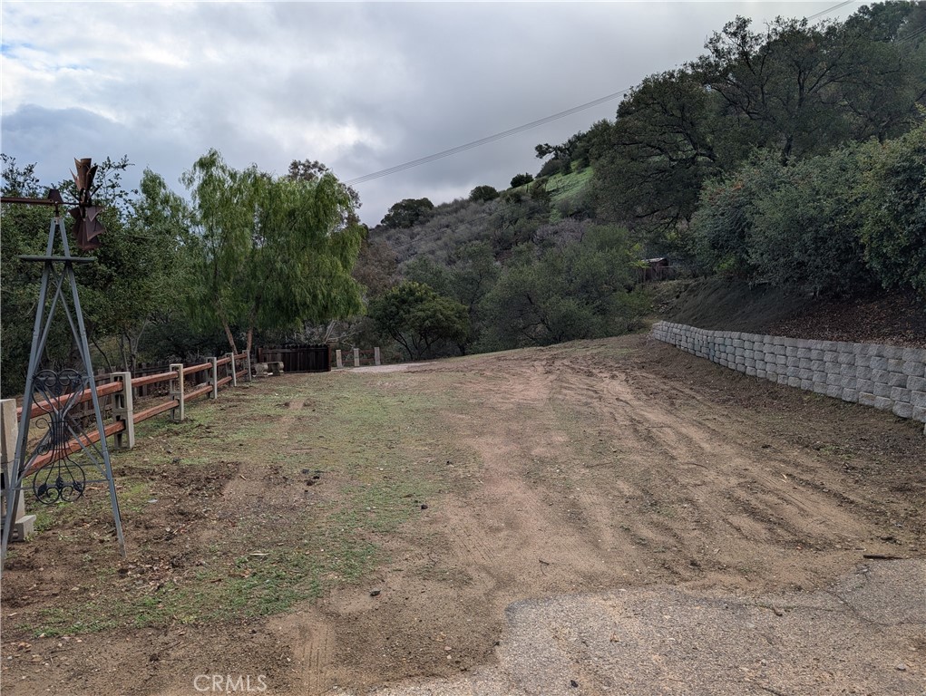 1087 Loma Lane Property Photo 2