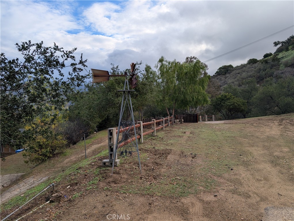 1087 Loma Lane Property Photo 3