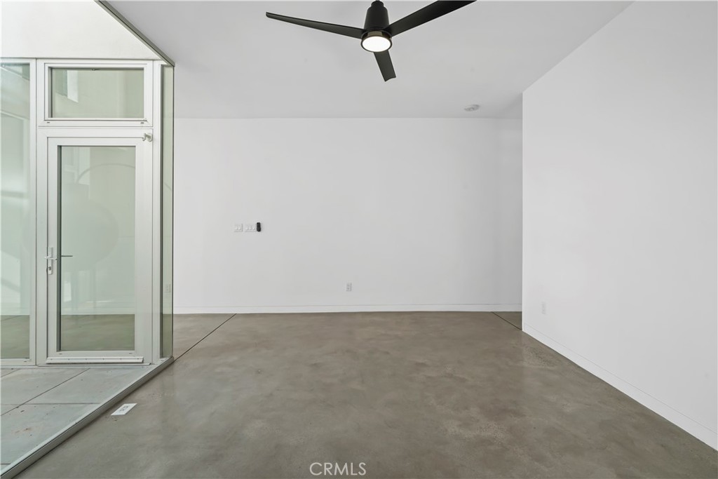 1121 Abbot Kinney Property Photo 6