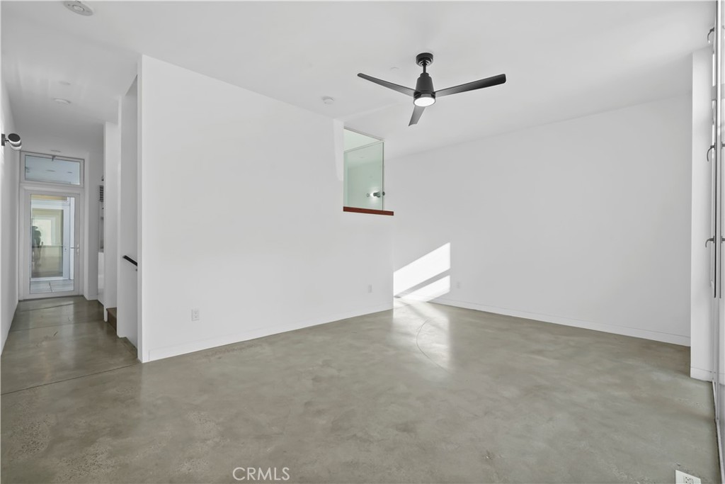 1121 Abbot Kinney Property Photo 8