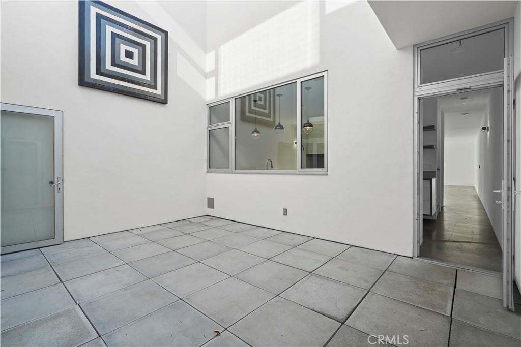 1121 Abbot Kinney Property Photo 16