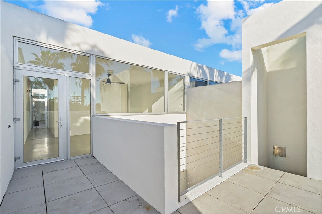 1121 Abbot Kinney Property Photo 23