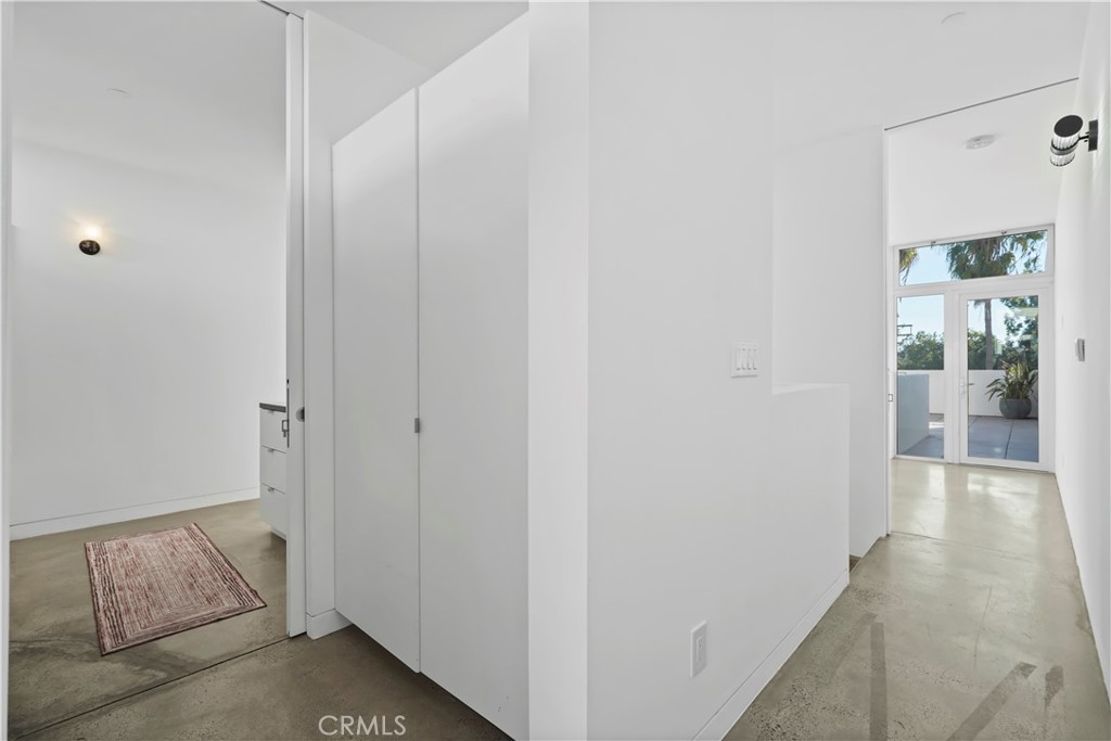 1121 Abbot Kinney Property Photo 25