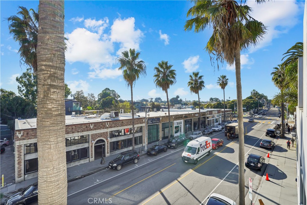 1121 Abbot Kinney Property Photo 32