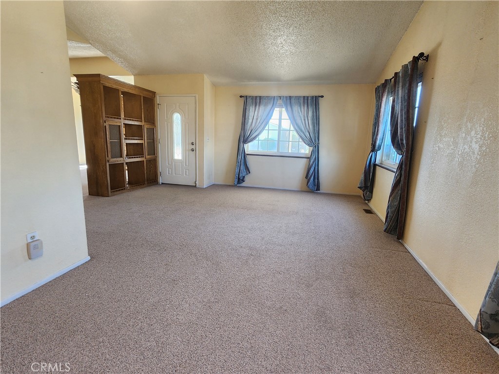 45465 25th Street E 176 Property Photo 11
