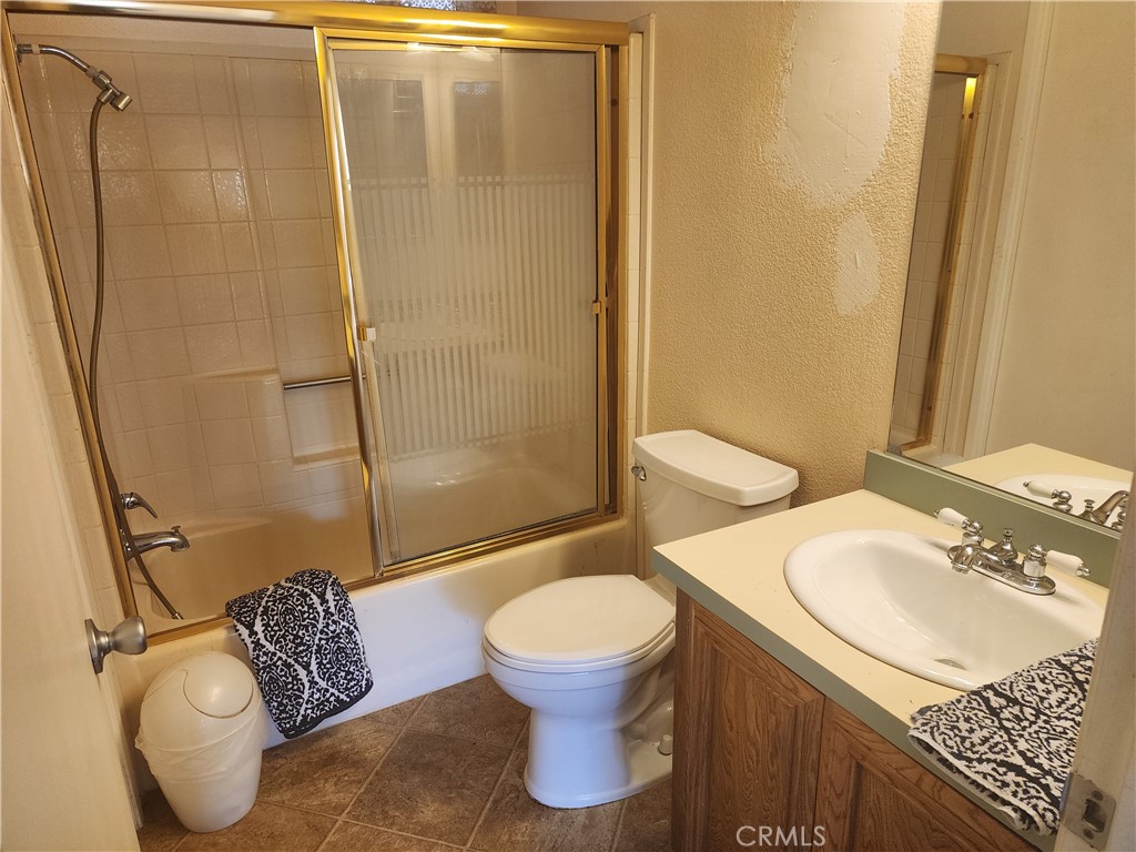 45465 25th Street E 176 Property Photo 22