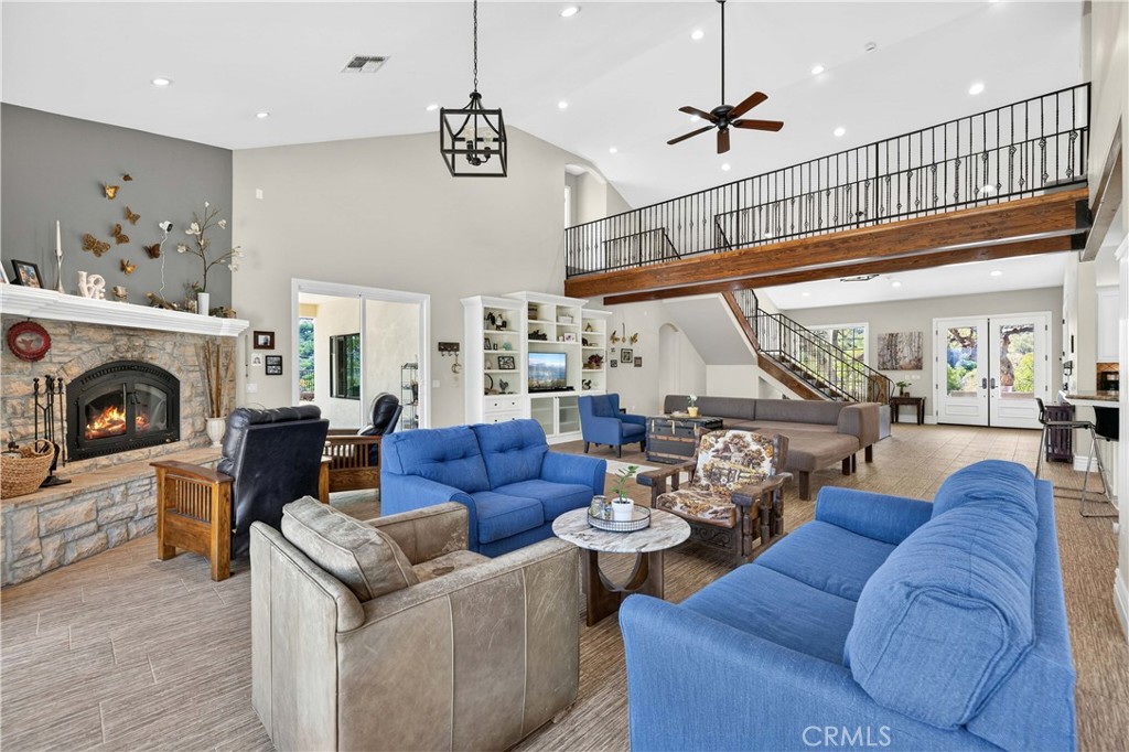 27153 Deer Creek Way Property Photo 8
