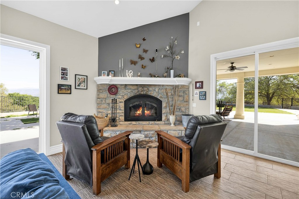 27153 Deer Creek Way Property Photo 9