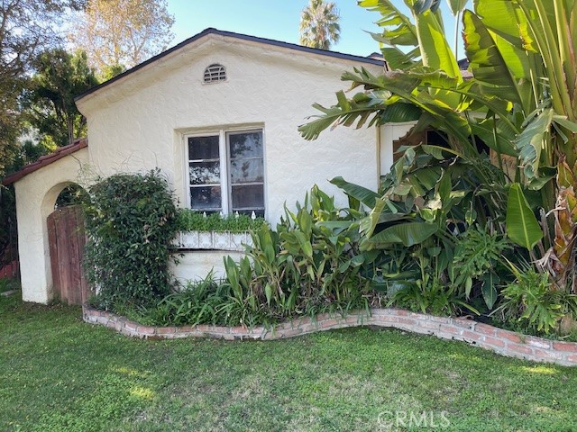 6709 Vesper Property Photo 3