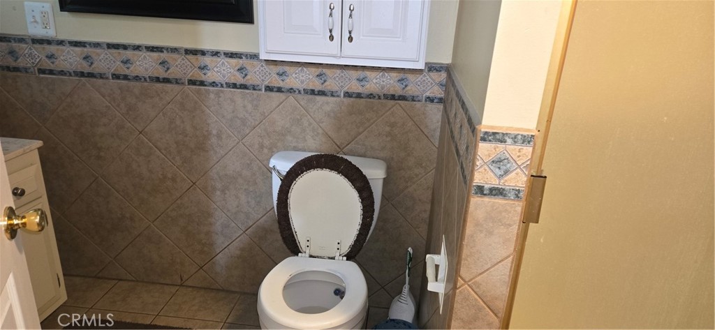 6709 Vesper Property Photo 11