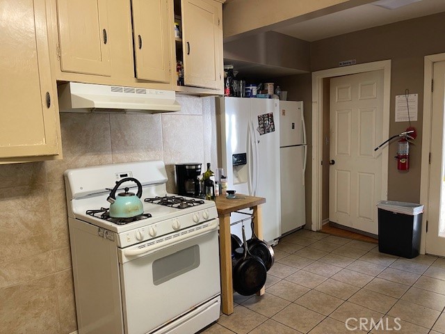 6709 Vesper Property Photo 13