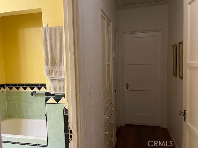 6709 Vesper Property Photo 27