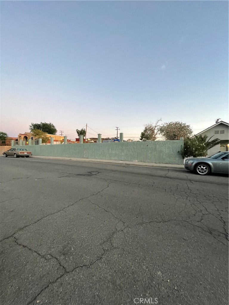 226 E Fredricks Property Photo 28