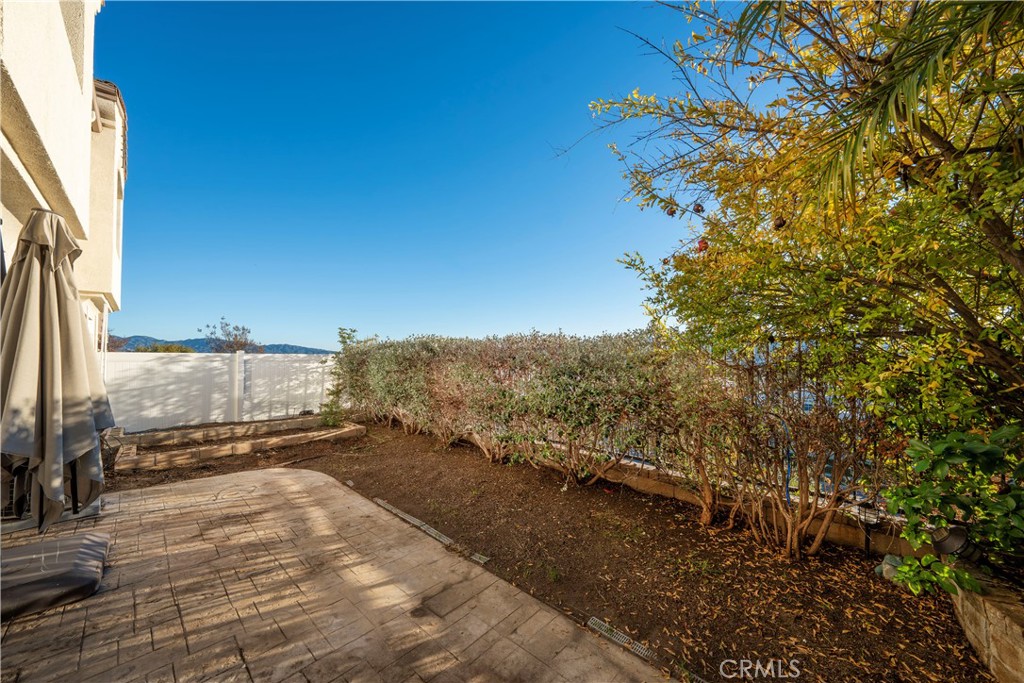 24332 Lorenzo Property Photo 13
