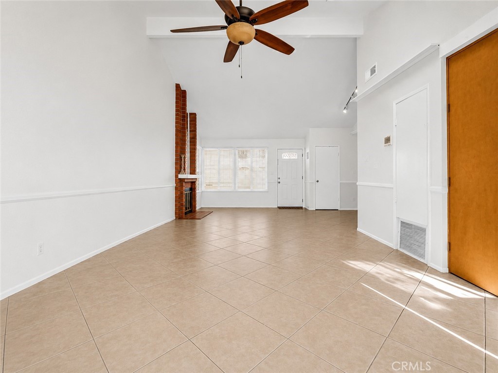 25790 Parada Property Photo 3