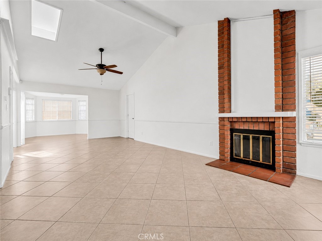 25790 Parada Property Photo 5