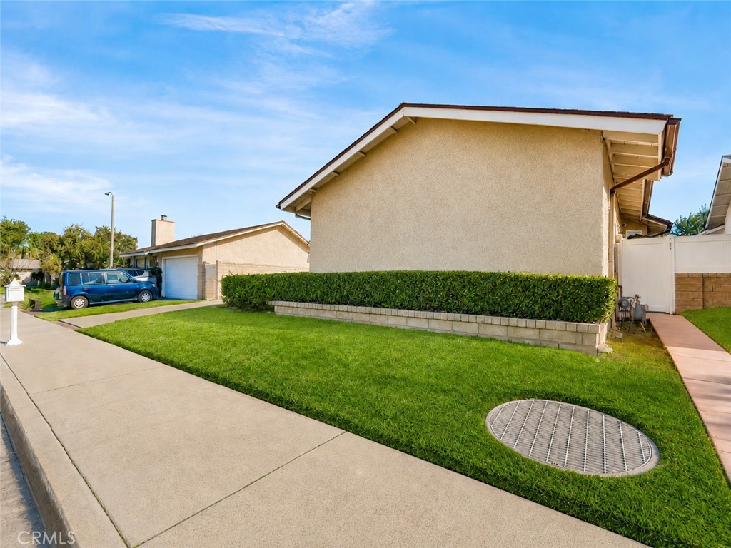 25790 Parada Property Photo 18