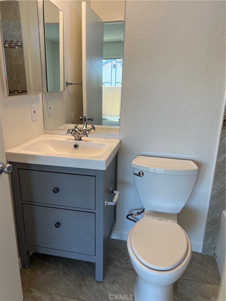 454 E Avenue Q3 8 Property Photo 14