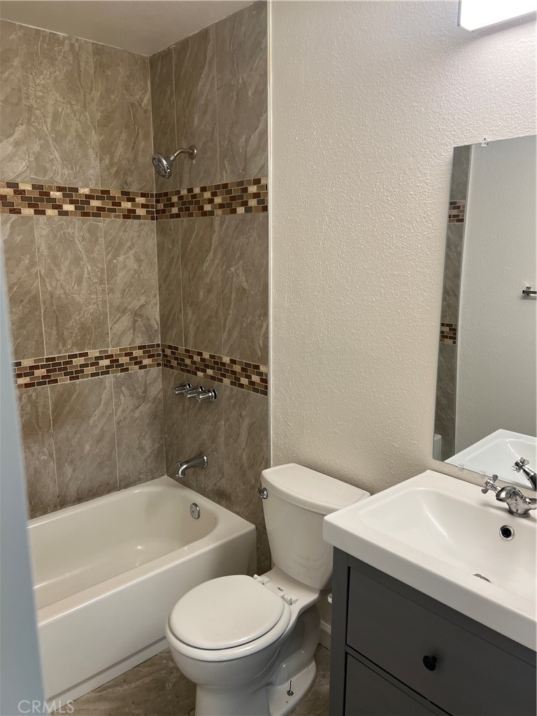 454 E Avenue Q3 8 Property Photo 19